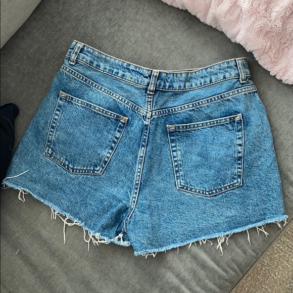 Top Shop Rose Embroidered Mom Short - Picture 2 of 5